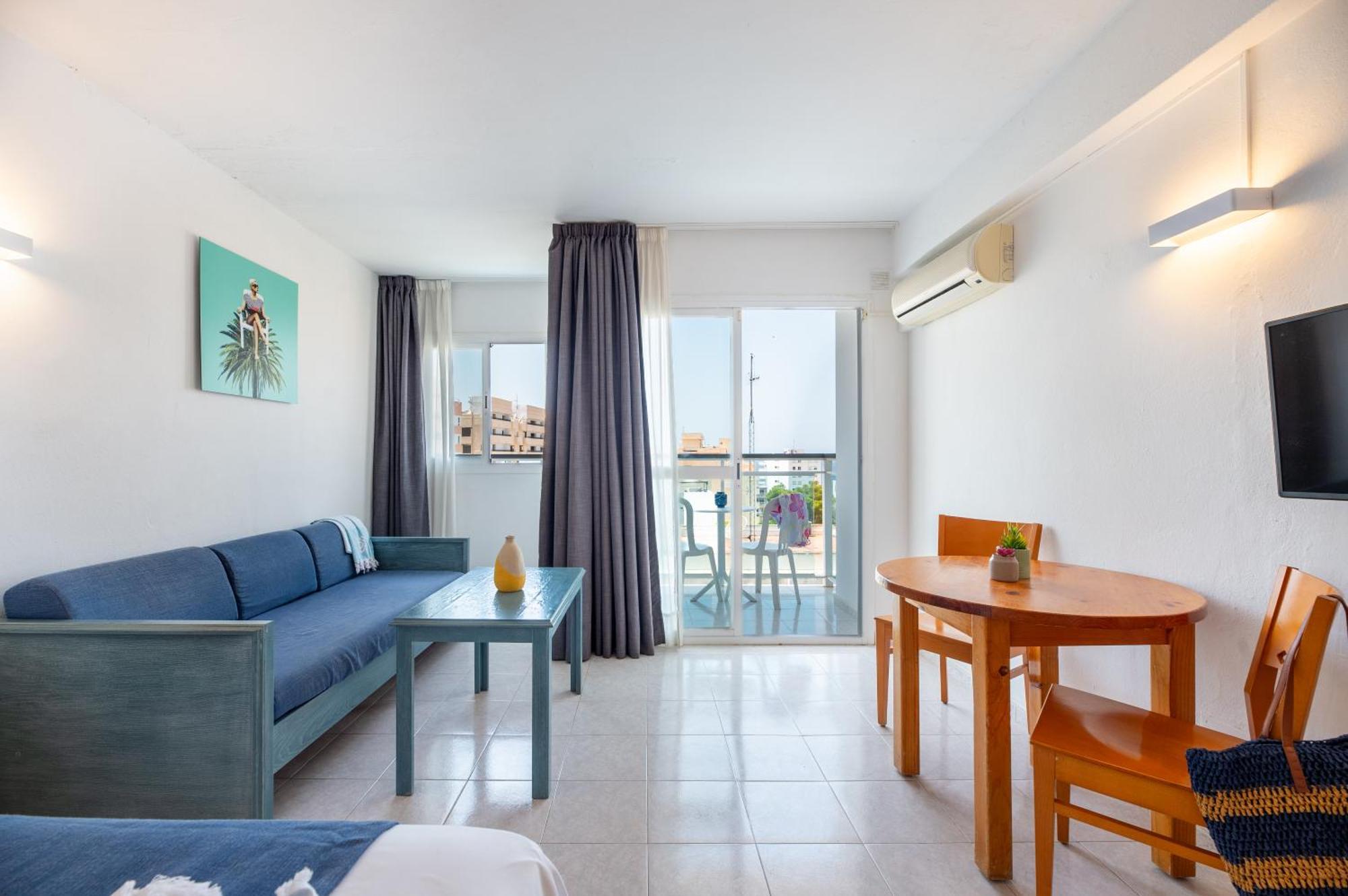 Hotel Apartamentos Vibra Central City - Adults Only Сан-Антоніо Екстер'єр фото