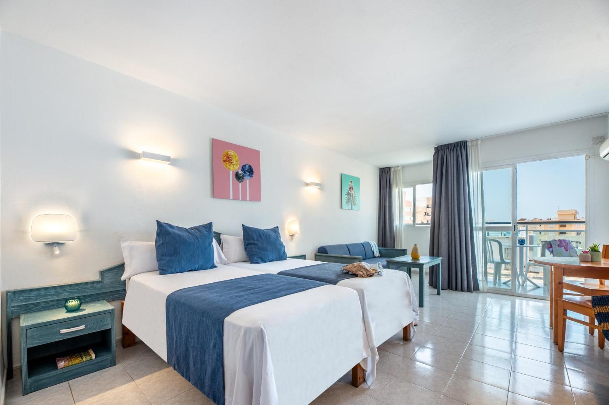 Hotel Apartamentos Vibra Central City - Adults Only Сан-Антоніо Екстер'єр фото